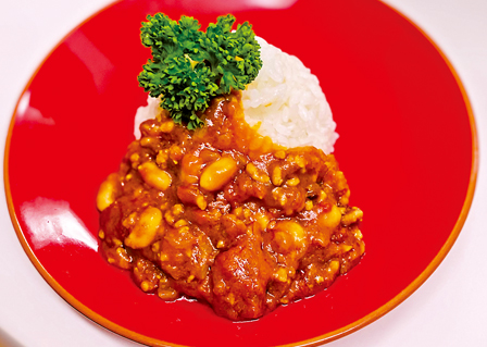 ホエー豚の挽肉と豆のカレー